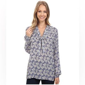 Discover the Effortless Elegance of the Lucky Bohemian Front-Tie Peasant Blouse"